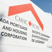 Non-bank lenders attract wave of money, CMHC report on mortgages says – The Globe and Mail